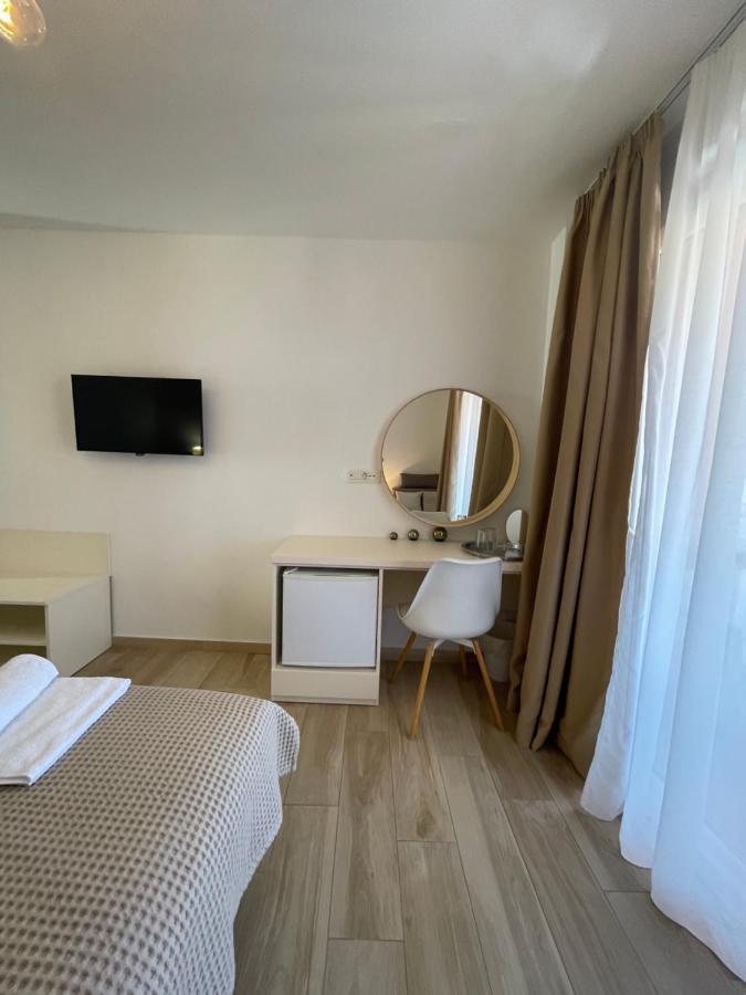 St. Nicholas Rooms Hvar Town Exteriör bild