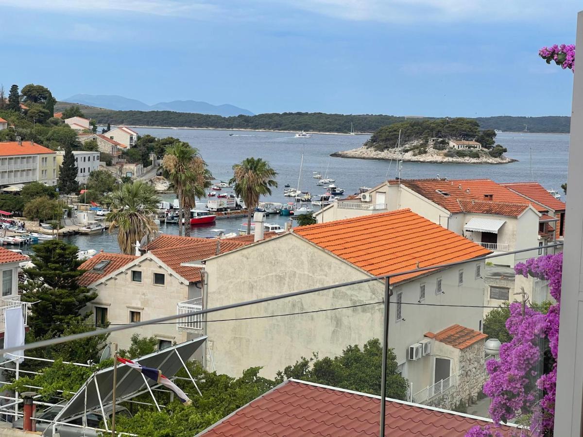 St. Nicholas Rooms Hvar Town Exteriör bild